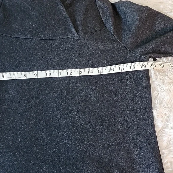 Lole Gray Long Sleeve Dress - Picture 4 of 11